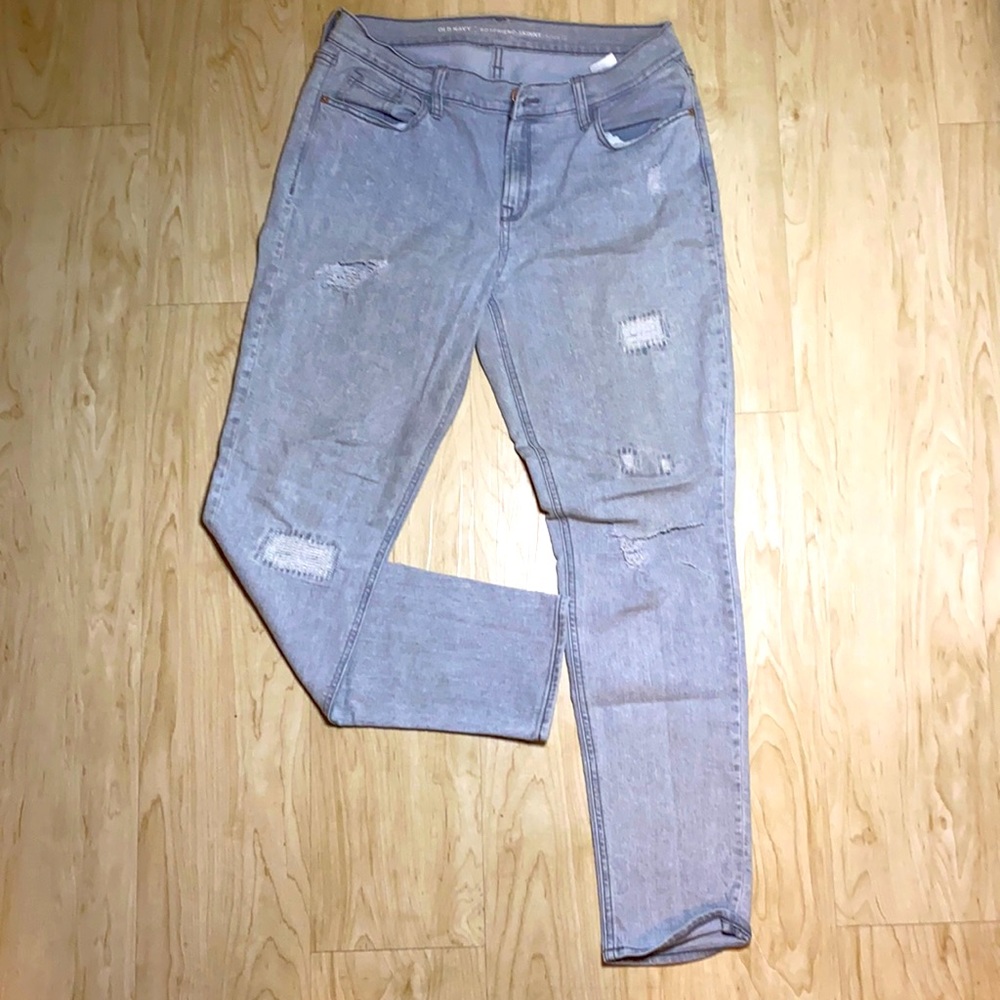 Light Grey Old Navy boyfriend skinny jeans.